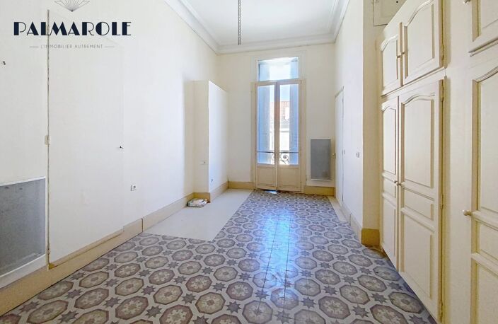 PERPIGNAN GARE - Appartement T3 Au sein d’un immeuble prestigieux signé Viggo Dorph-Petersen (1890) — photo 3