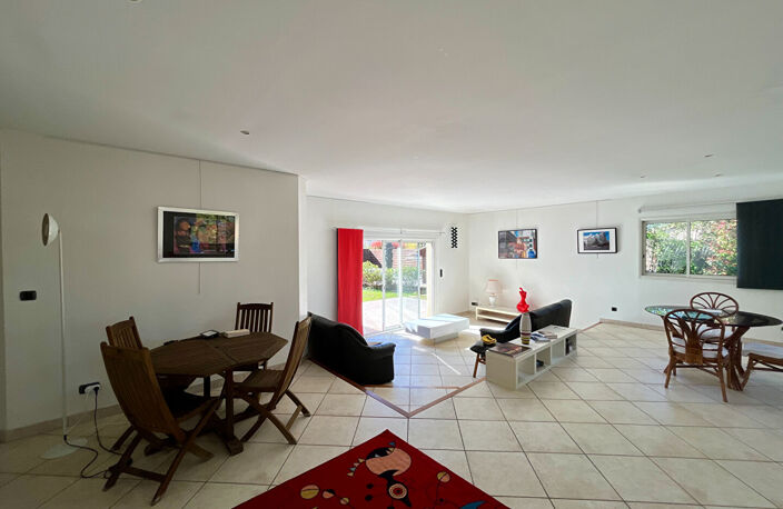 LEGUEVIN - Maison meublé- 137m² -  avec piscine et terrain de 870m² — photo 4
