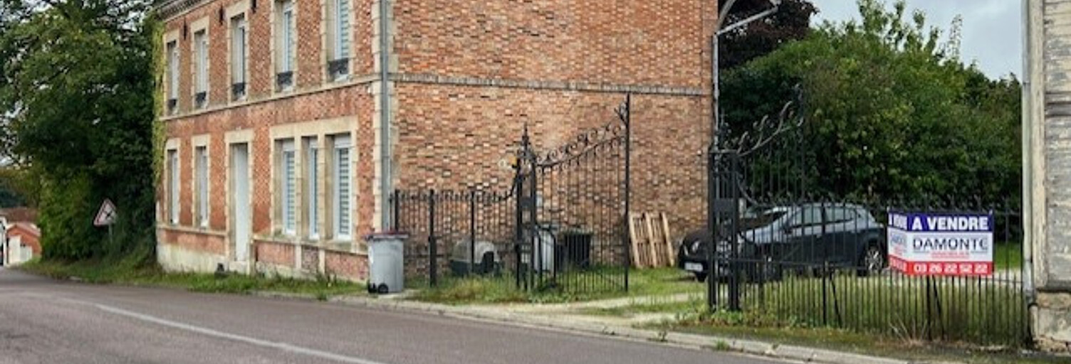 Maison 9 Pièces 256 m² à vendre à Somsois (51290)