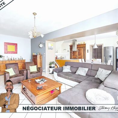 Maison 7 pièces 220000 €