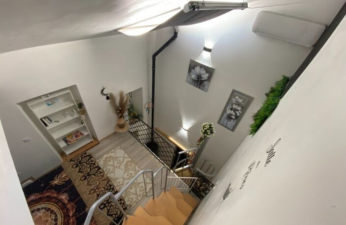 2 Appartements duplex T3 de 71M2 et 55M2 totalement rénovés (dont un avec terrasse) à vendre centre historique de SAINT SEVER (40) — photo 4