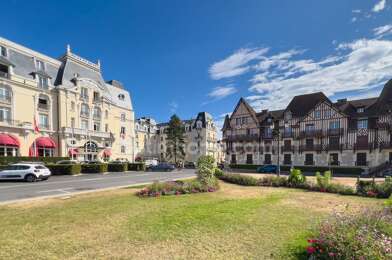 Appartement 3 pièces 296800 €