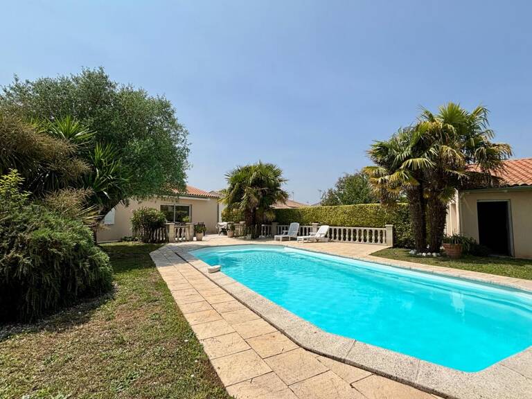 Maison À Vendre Nuaillé d'Aunis — photo 1