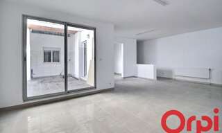 Commerce  186 m² à vendre à Marseille 15 (13015)