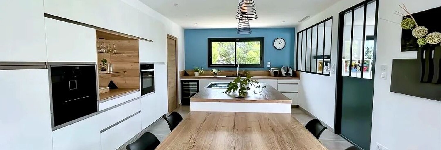 Maison 7 Pièces 200 m² à vendre à Nîmes (30900)