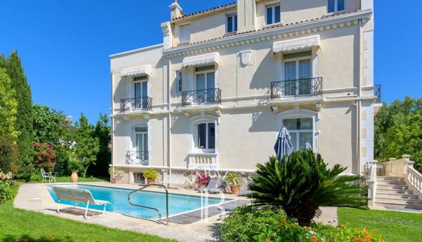 Villa / Maison 9 pièces  à vendre Marseille 8eme 13008