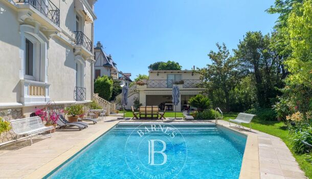 Villa / Maison 9 pièces  à vendre Marseille 8eme 13008