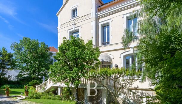 Villa / Maison 9 pièces  à vendre Marseille 8eme 13008