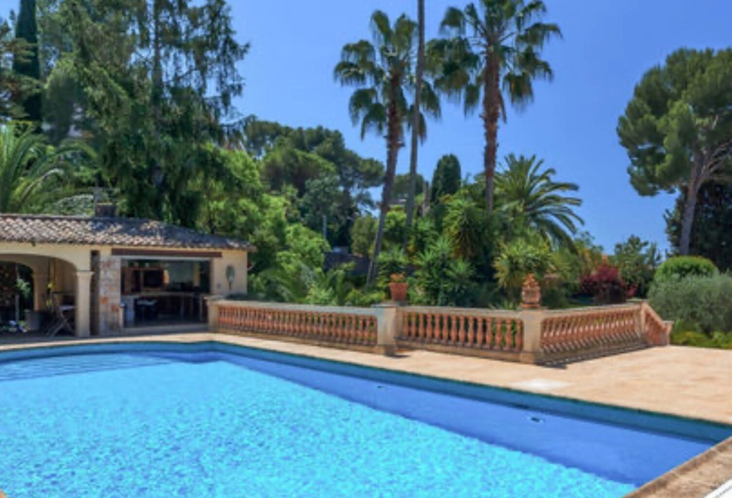 Élégante villa avec piscine et jardin paysager – Le Cannet — photo 1