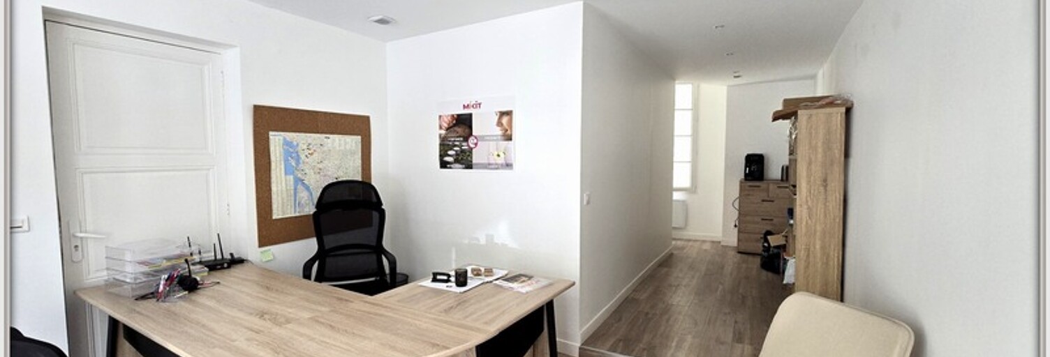 Immeuble  200 m² à vendre à Saint-Jean-d'Angély (17400)