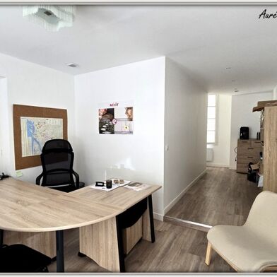 Immeuble  237300 €