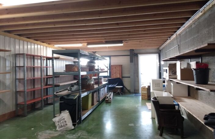 Dpt Savoie (73), à vendre CHALLES LES EAUX Ateliers et Bureaux — photo 3