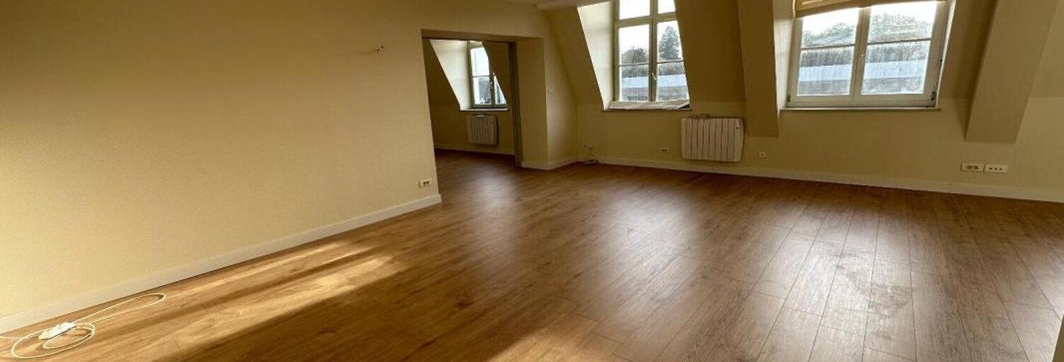 Appartement 4 Pièces 165 m² à louer à Cambrai (59400)