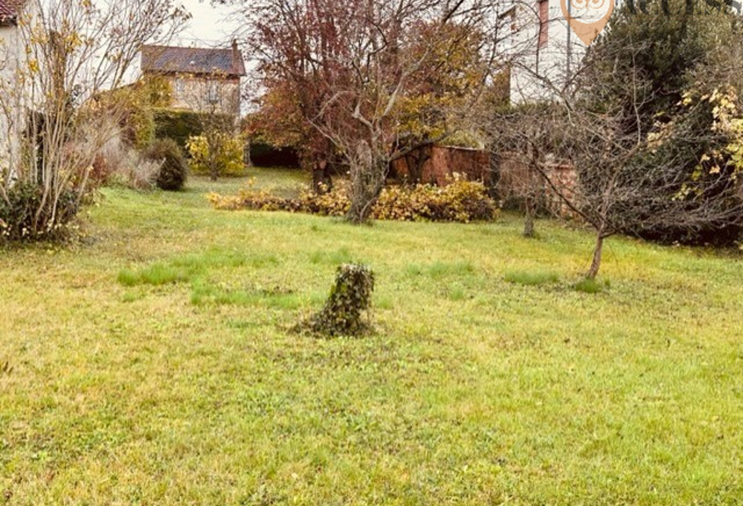 EZANVILLE - Terrain à bâtir non viabilisé de 864m2 — photo 1