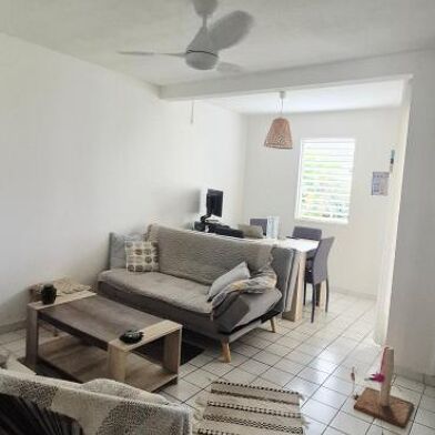 Appartement 4 pièces 650 €