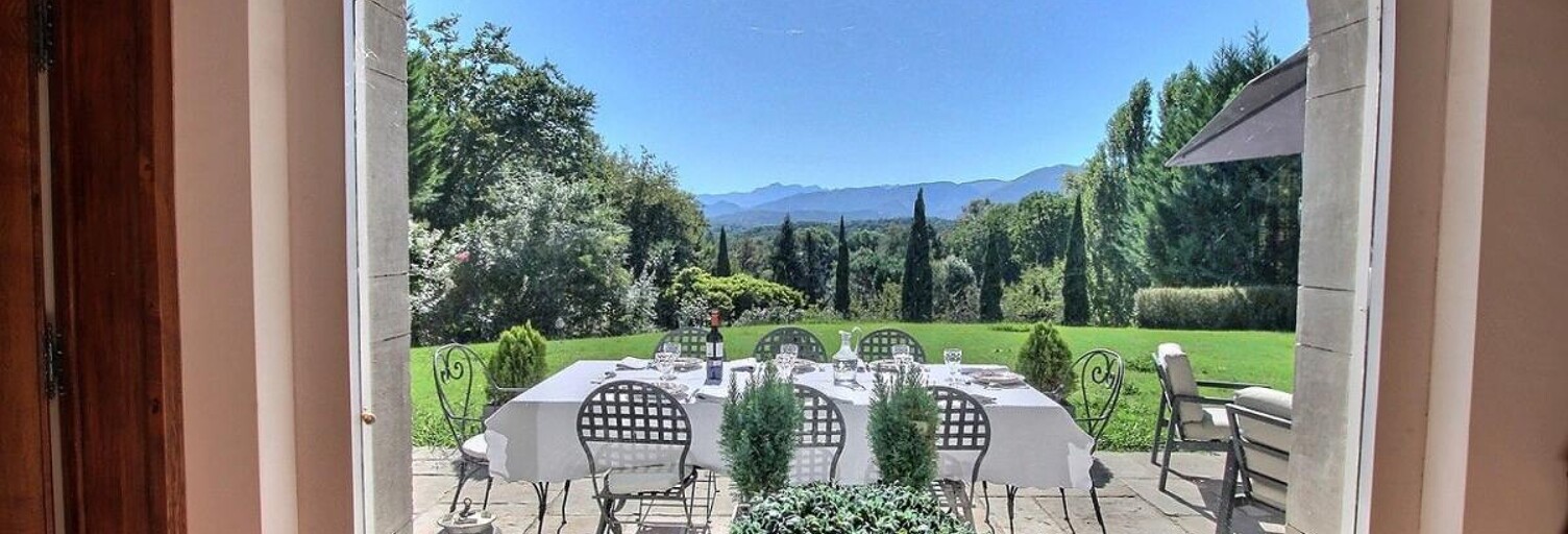 Maison 7 Pièces 316 m² à vendre à Pau (64000)