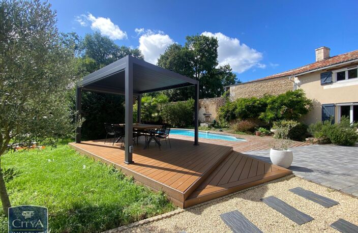 Vente maison 5 pièces 126 m² Quinçay (86190) — photo 2