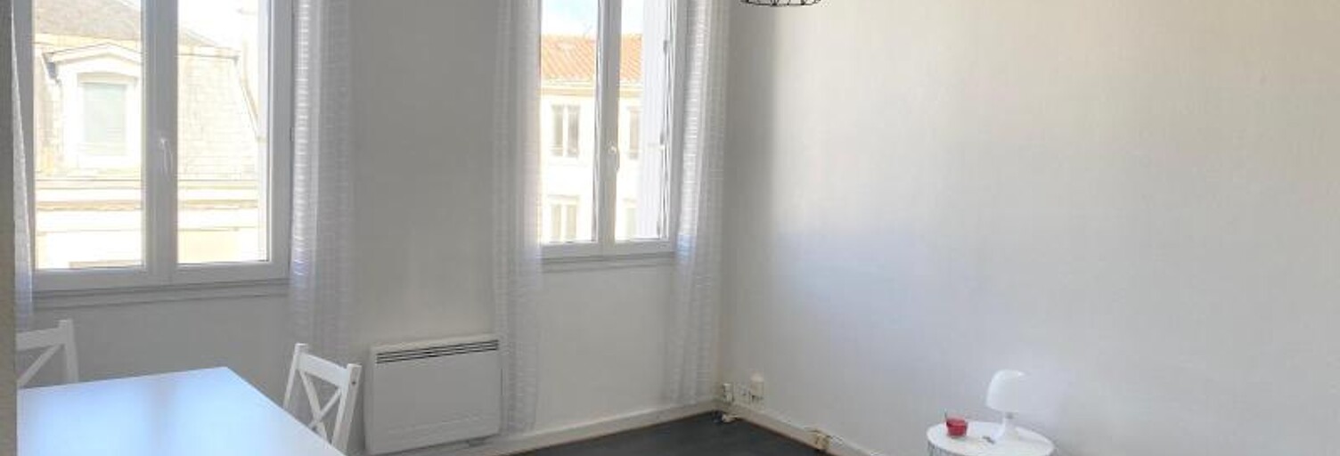 Appartement 1 Pièce 25 m² à louer à Niort (79000)