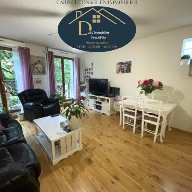 Appartement 4 pièces 220000 €