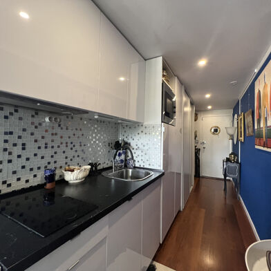 Appartement 1 pièces 255500 €