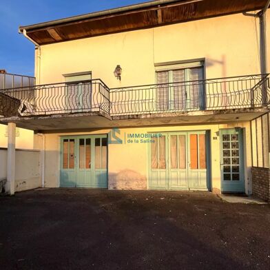 Maison 10 pièces 135000 €