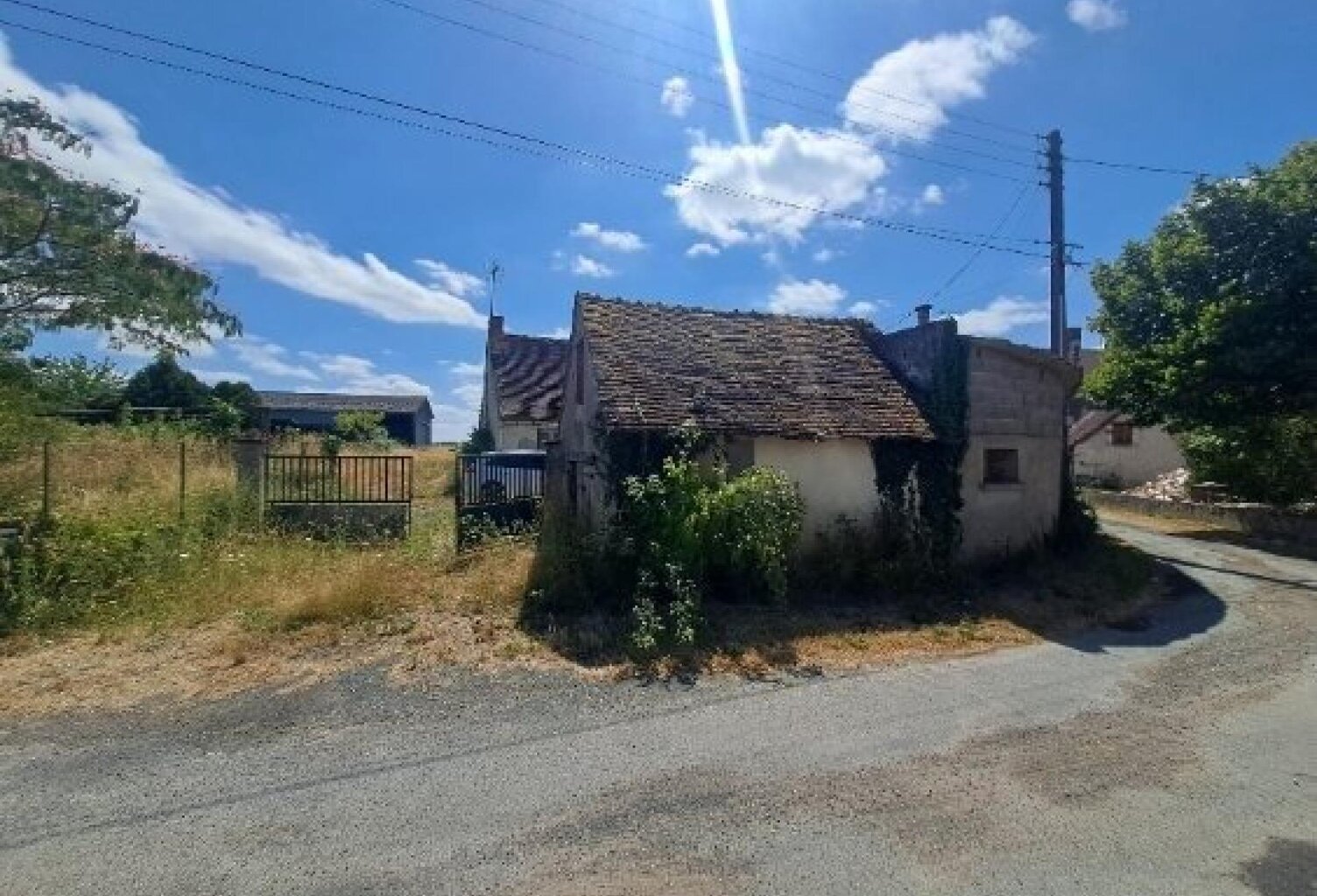 Maison plein pied avec un hangar de 170m2 — photo 1