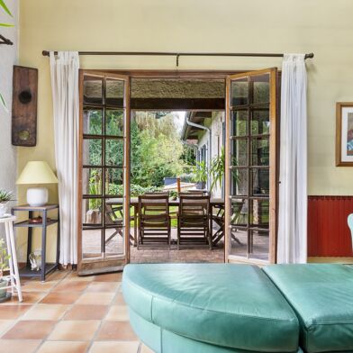 Maison 10 pièces 549900 €