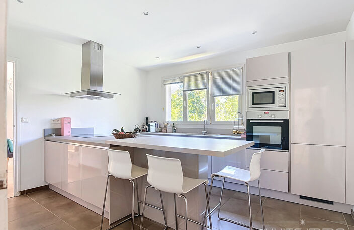 'LA HALTE' - VENTE, FRANCHEVILLE BEL AIR, MAISON 216 M2, 5 C — photo 5