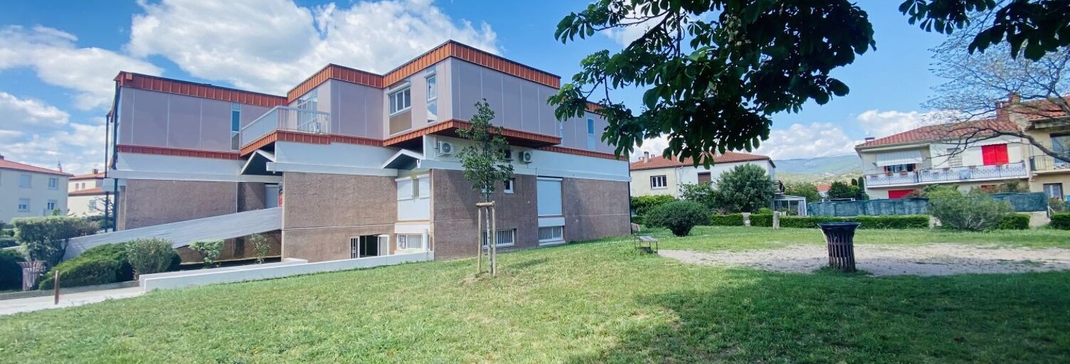 Commerce  90 m² à vendre à Prades (66500)