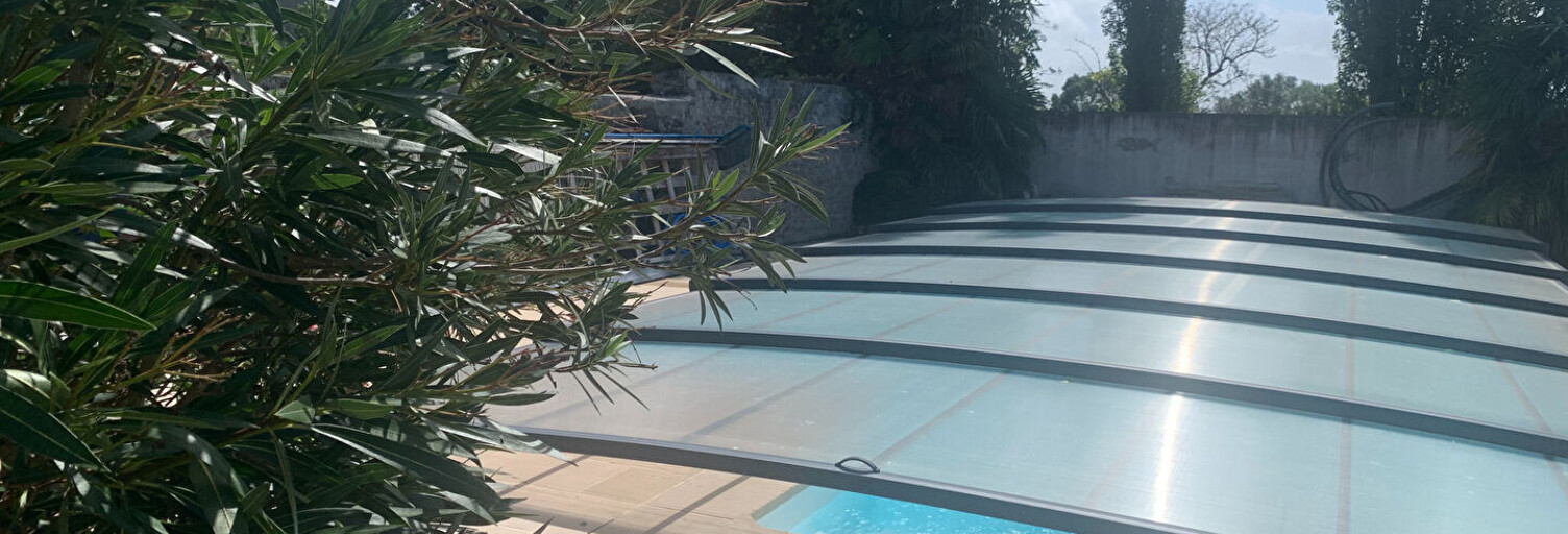 Maison 8 Pièces 162 m² à vendre à Thairé (17290)