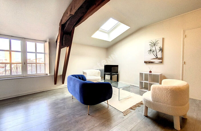 Charmant appartement T3 de 70 m² Montauban place nationale — photo 3