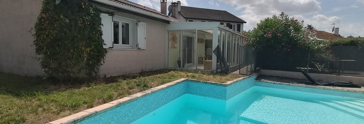 Maison 6 Pièces 135 m² à vendre à Chassieu (69680)