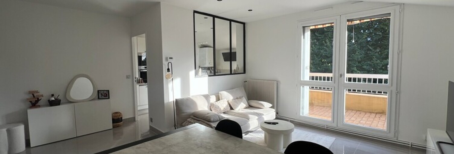 Appartement 4 Pièces 77 m² à vendre à La Buisse (38500)