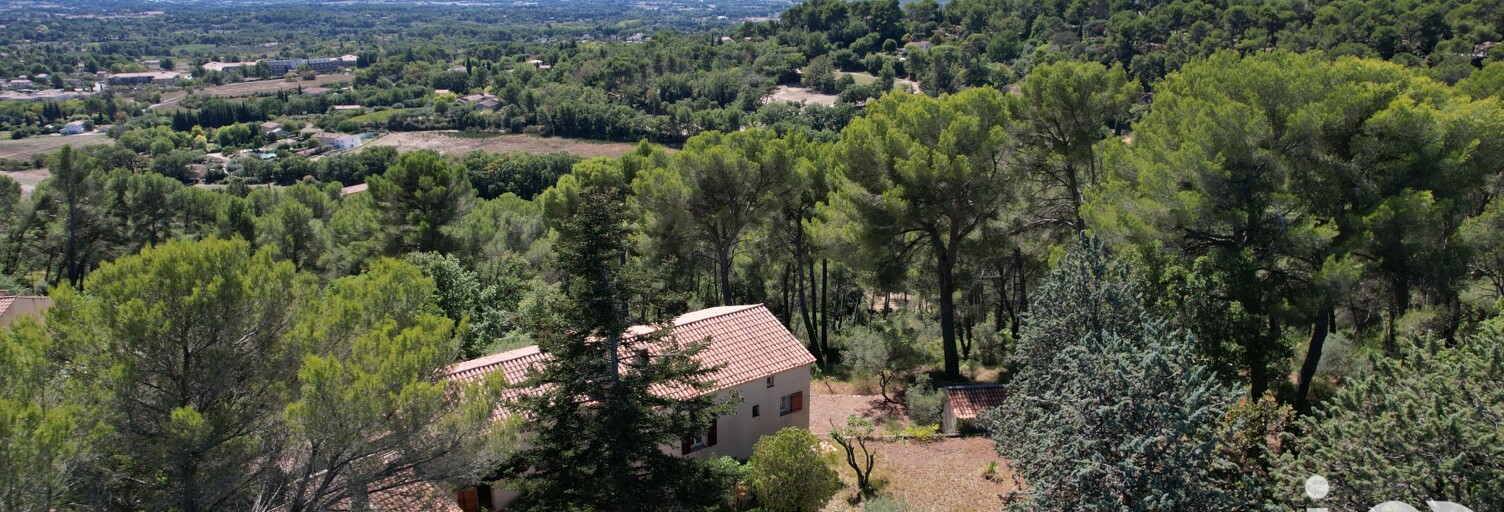 Maison 8 Pièces 200 m² à vendre à Aix-en-Provence (13090)