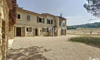 Maison 6 Pièces 230 m² à vendre à Lourmarin (84160)