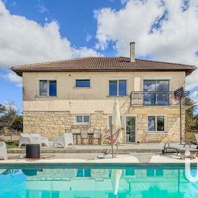 Maison 4 pièces 295999 €