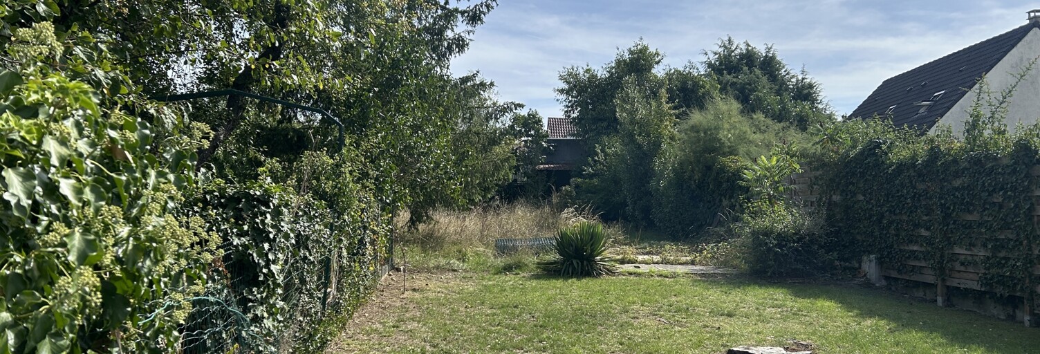 Terrain  902 m² à vendre à Saintry-sur-Seine (91250)