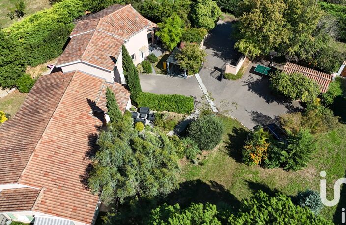 Vente Maison/villa 10 pièces — photo 2
