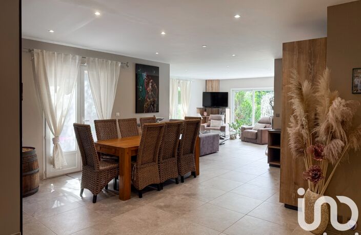 Vente Maison/villa 10 pièces — photo 4