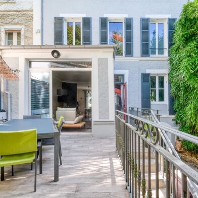 Maison 8 pièces 719990 €