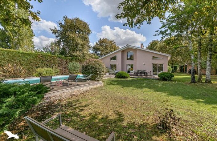 Villa de 7 pièces principales — photo 4