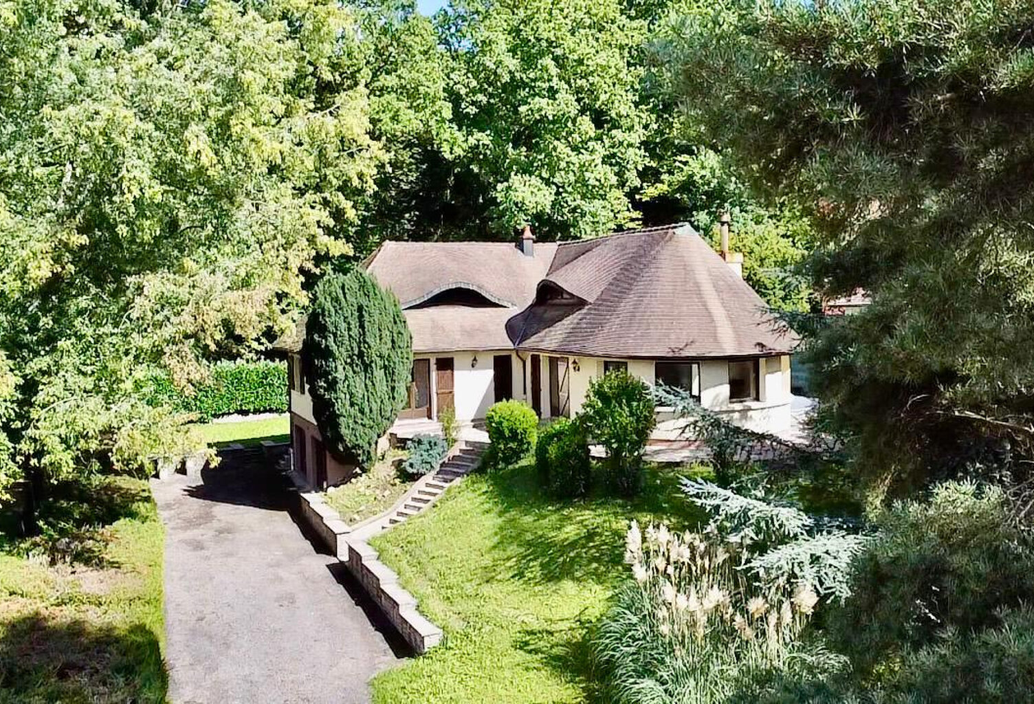 Vente superbe villa, 7 pièces, 188 m2, sur terrain de 16,70 — photo 1