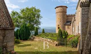 Maison 26 Pièces  m² à vendre à Courzieu (69690)