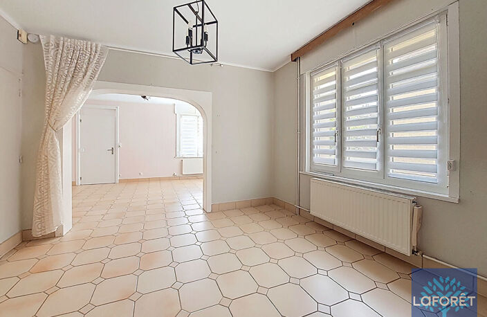 Maison semi-individuelle avec garage — photo 5