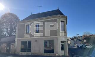 Immeuble   m² à vendre à Montreuil-Bellay (49260)