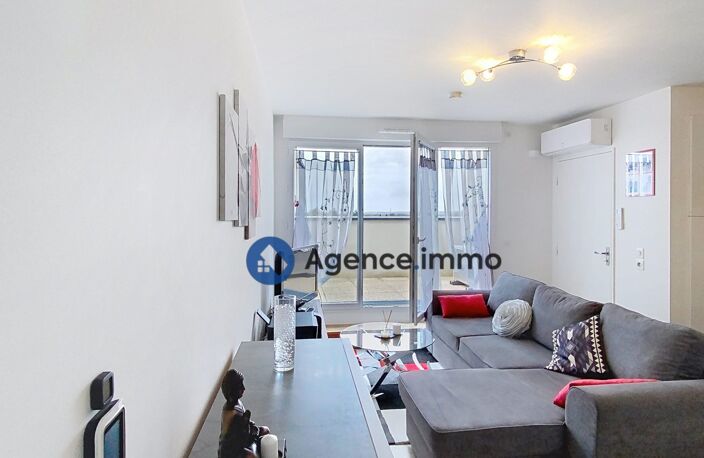 Charmant 2 pièces avec terrasse bien exposée ! — photo 2