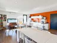 Villa en bois avec piscine — photo 3