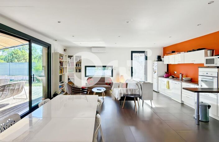 Villa en bois avec piscine — photo 5