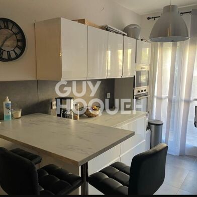Appartement 4 pièces 157300 €