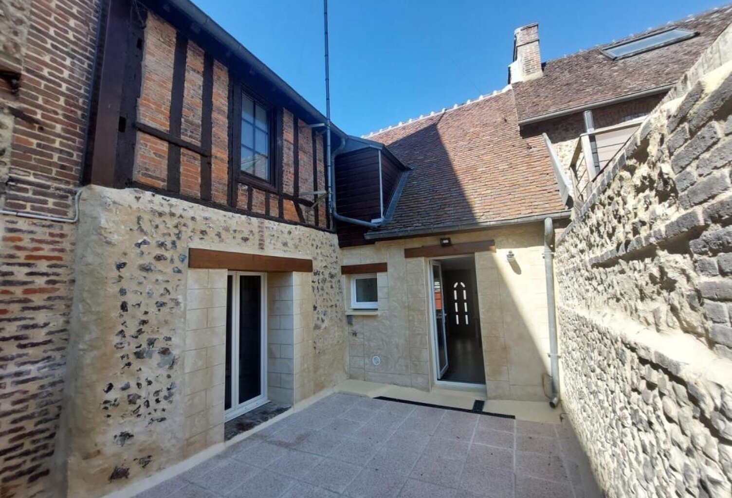 Maison centre ville — photo 1